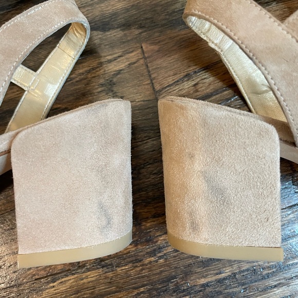 Stuart Weitzman | Grecian Gladiator Sandals | Size 7 | Stunning! - Picture 11 of 15